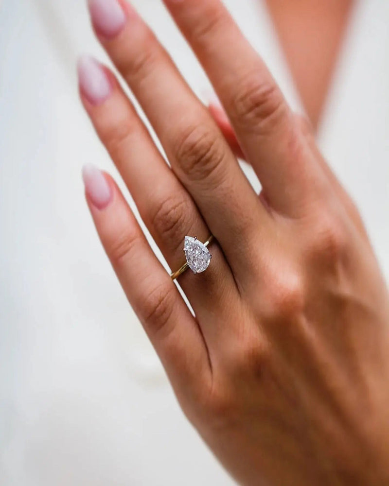 Capri Verlobungsring Echtgold mit 2.5 ct Moissanite Konfigurator