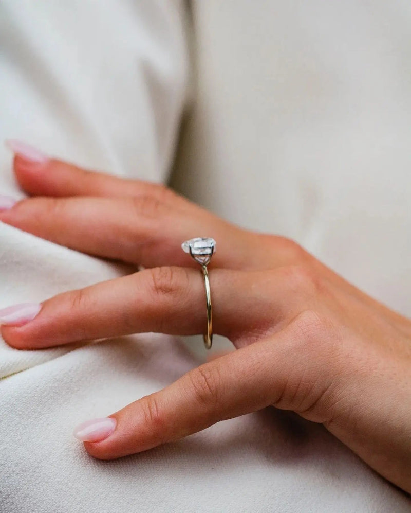 Capri Verlobungsring Echtgold mit 2.5 ct Moissanite Konfigurator