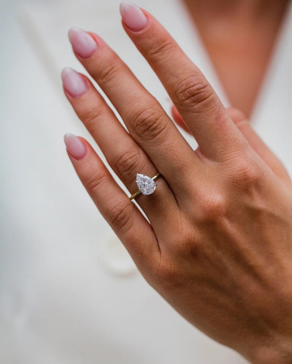 Capri Verlobungsring Echtgold mit 2.5 ct Moissanite Konfigurator